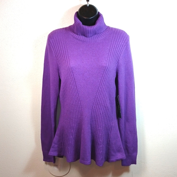Lauren Ralph Lauren Women's Purple turtleneck sweater size Medium - Picture 3 of 7